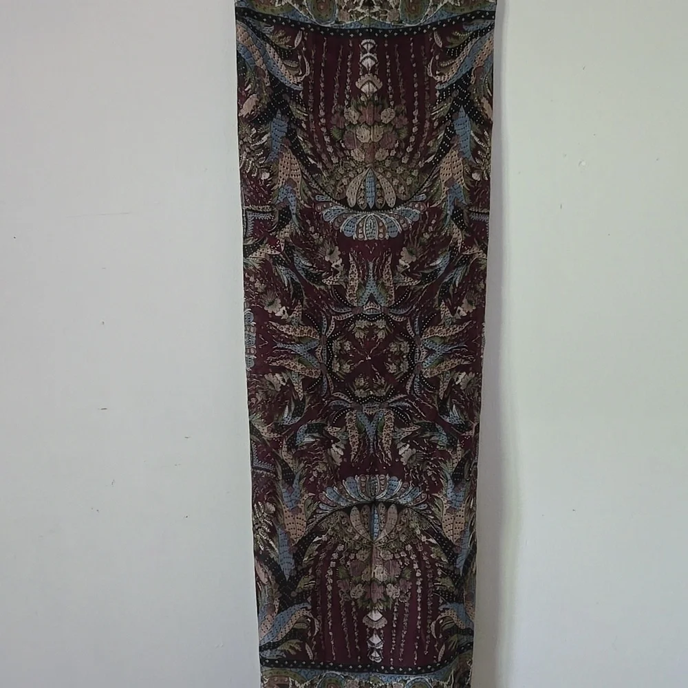 VINTAGE Oversized Indian Silk Shawl Scarf